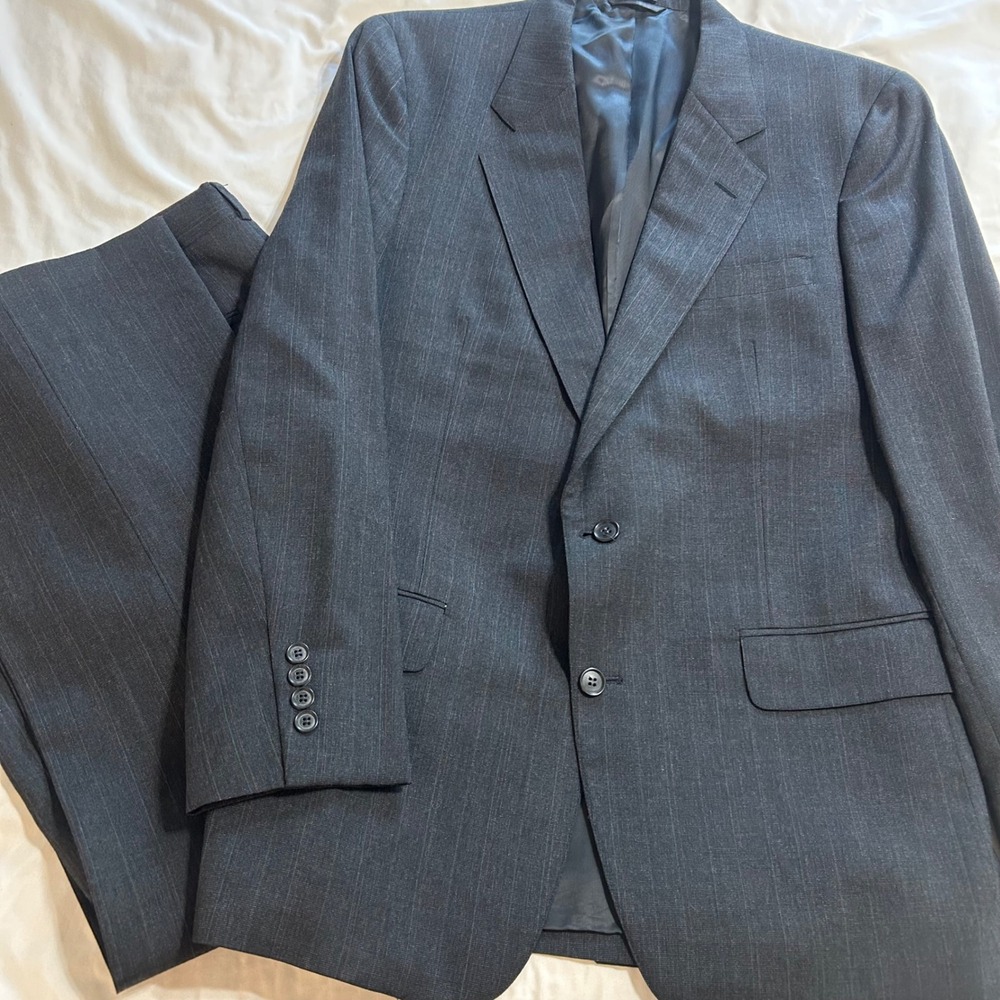 Limited Edition Mens Charcoal Grey Pinstripe 100% Pure Wool Suit 40R 34x30